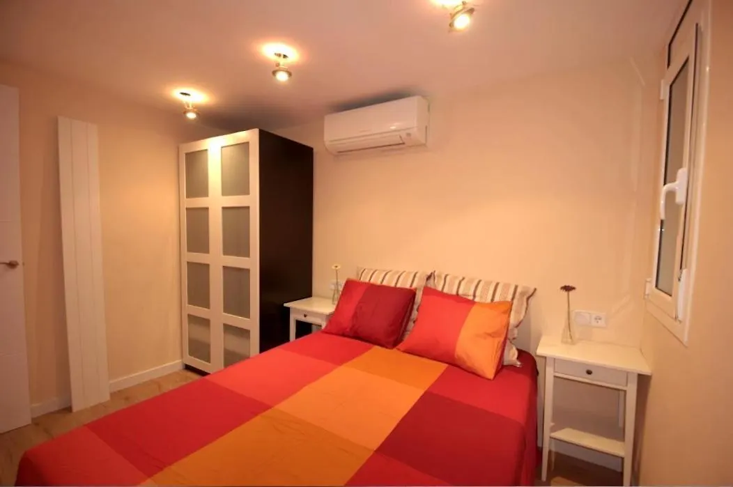 Ramblas Rentals Central Duplex 4Br Terrace Pool Table & Ping Pong Barselona